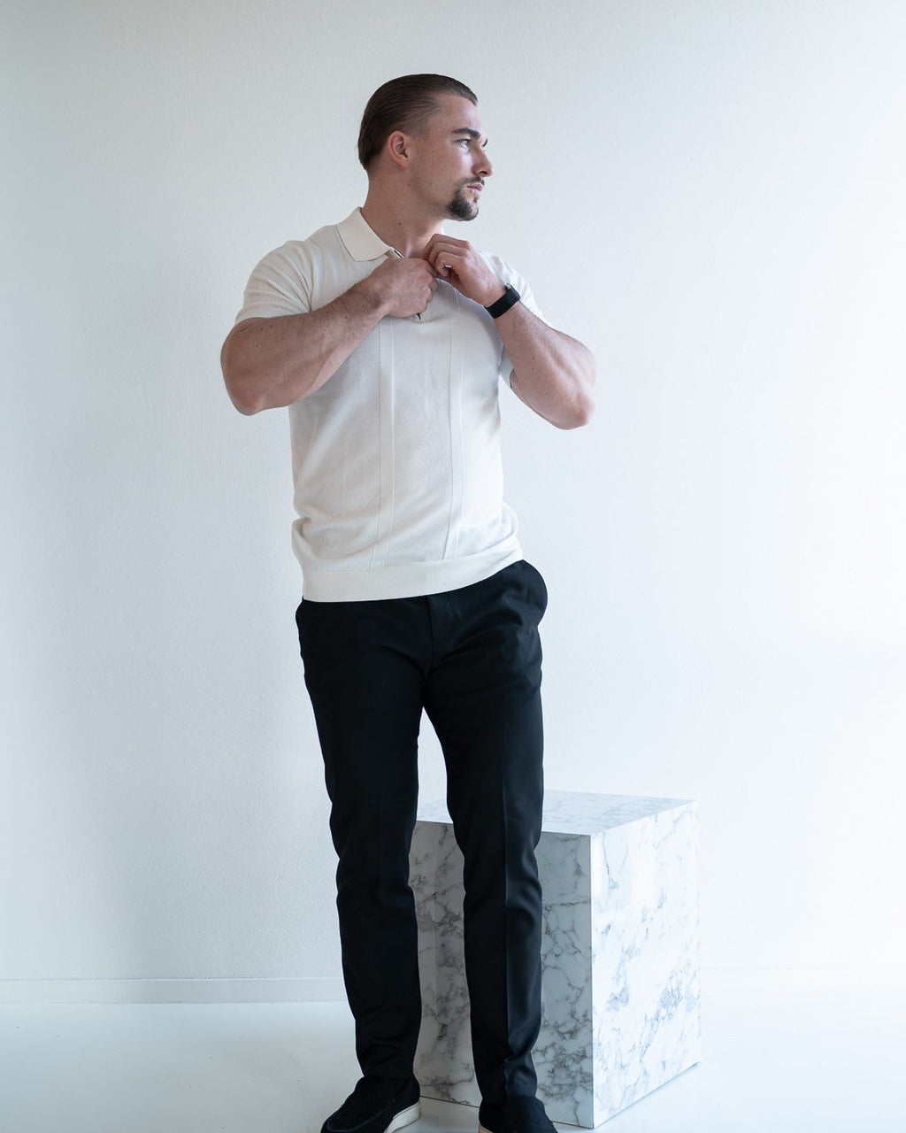 The Lucian Zip - white